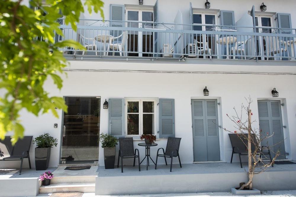 Hotel Hb Benitsa *
